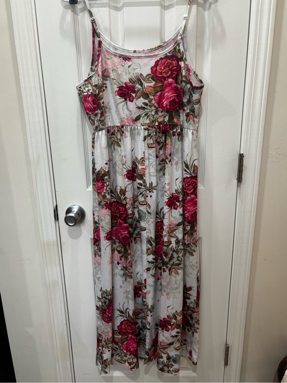 EUC Women’s PatPat White Maxi Dress with Pink Floral Print